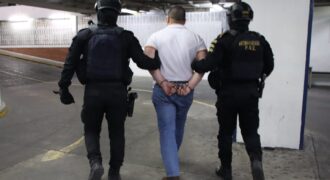 Un guatemalteco acusado de narcotráfico es extraditado a los Estados Unidos
