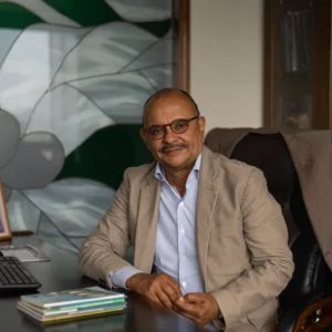 Manfredo Marroquín 03