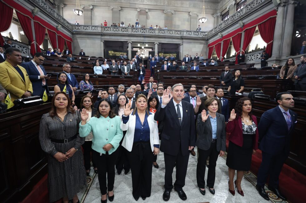 Juramentación Comisión CGC