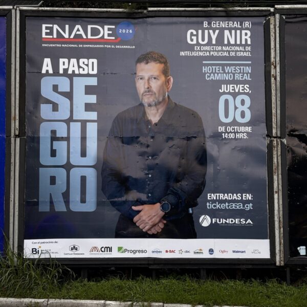 Foto portada Guy Nir Israel en el ENADE de seguridad